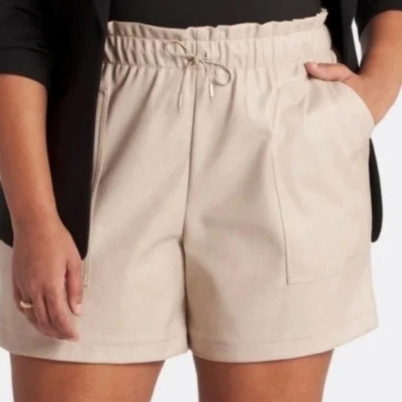 Avec Les Filles Faux Leather Paper Bag Shorts Size 2X NWT - Picture 13 of 13